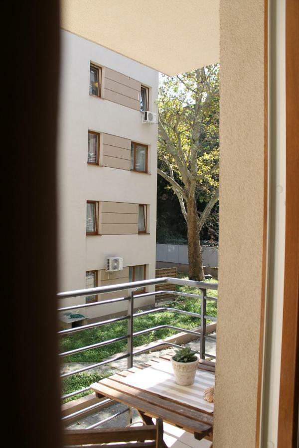The Prince'S Neighbour Apartment Budapest With Free Garage Экстерьер фото